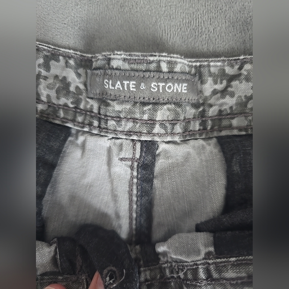 Slate & Stone Shorts Mens 34 Light & Dark Grays Chino Denim Botanical Men's - Picture 9 of 10